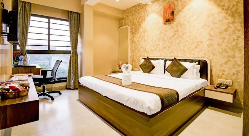Urban Cliff Hotel-1